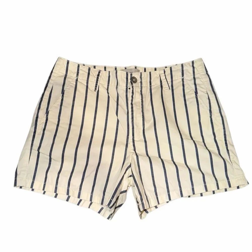 Calvin Klein Jean Cream and Blue Striped Shorts- Size 28